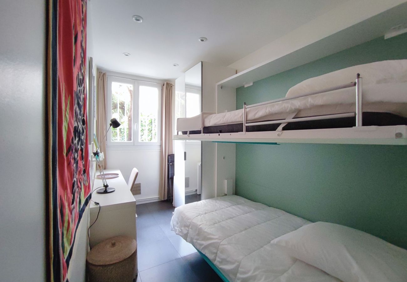 Appartement à Paris - Avenue de Salonique - Paris 17 - 317056