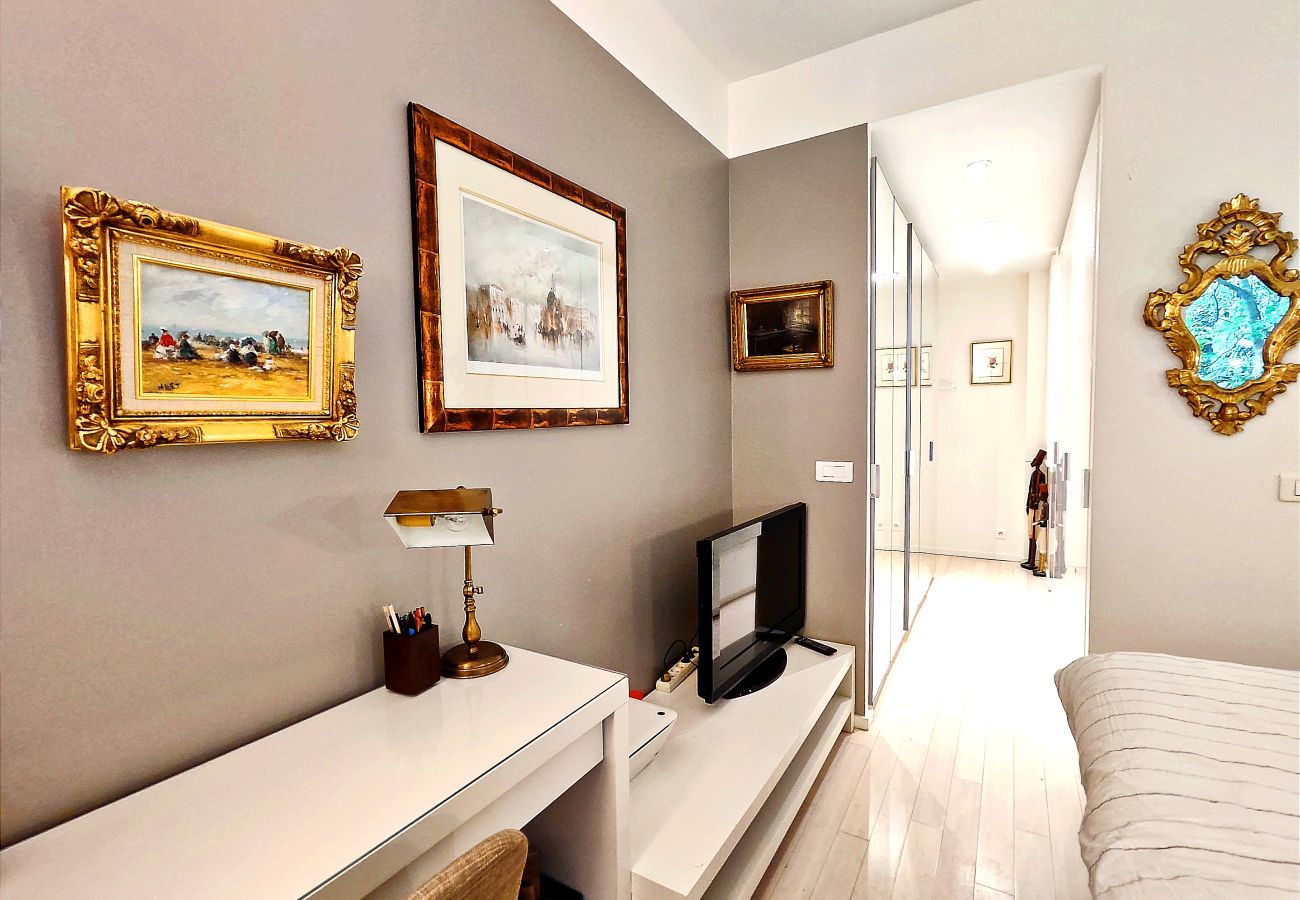 Appartement à Paris - Avenue de Salonique - Paris 17 - 317056