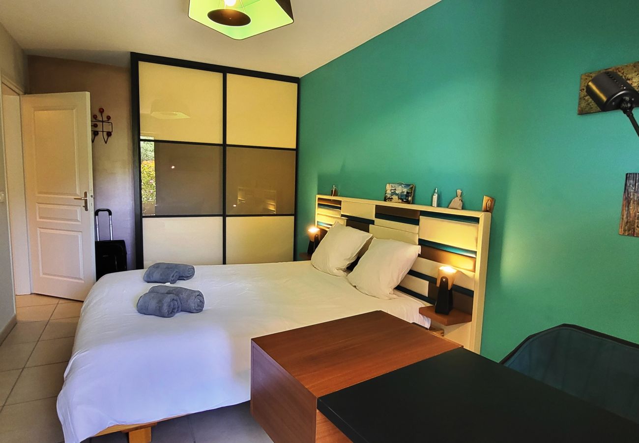 Appartement à Aix-en-Provence - AIX EN PROVENCE - APPARTEMENT NATURA
