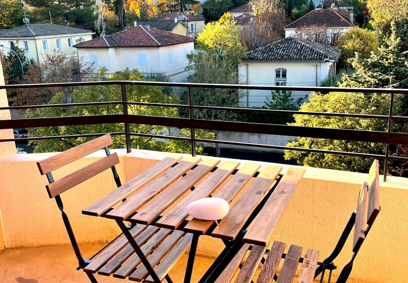 Appartement à Aix-en-Provence - APPARTEMENT LE PARADISO - 2 PIECES 2/4 PERSONNES -