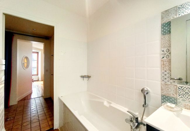 Appartement à Paris - Rue Poncelet #2 - Paris 17 - 217056 Appartement à Paris - Rue Poncelet #2 - Paris 17 - 217056