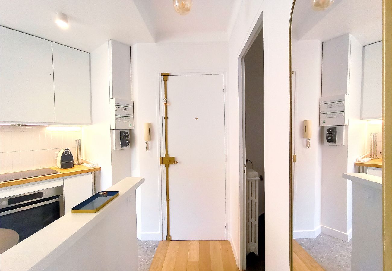 Studio à Paris - Rue Herran - Paris 16 - 116058