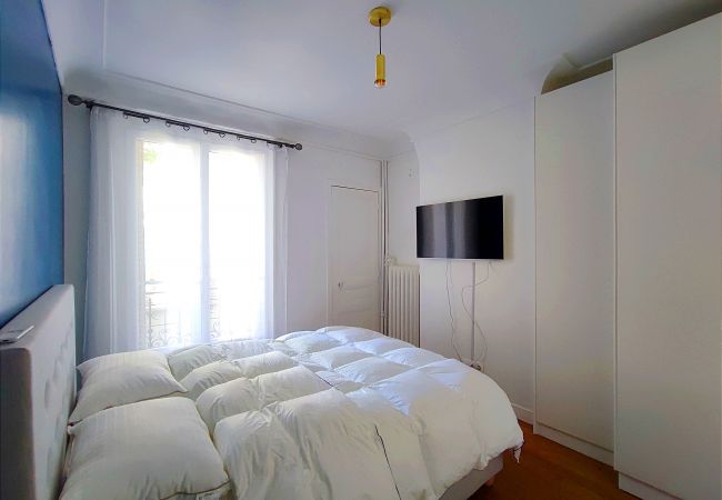 Appartement à Paris - Rue Eugène Delacroix - Paris 16 - 416035