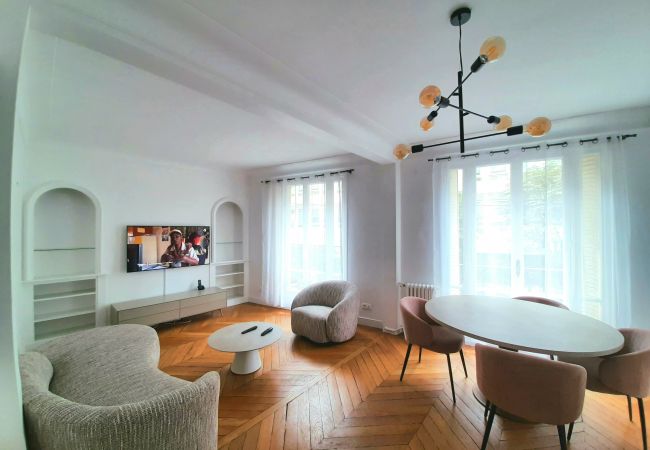 Appartement à Paris - Rue Eugène Delacroix - Paris 16 - 416035 Appartement à Paris - Rue Eugène Delacroix - Paris 16 - 416035