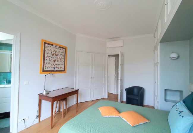 Appartement à Paris - Avenue Saint-Honoré d'Eylau - Paris 16 - 516015 Appartement à Paris - Avenue Saint-Honoré d'Eylau - Paris 16 - 516015