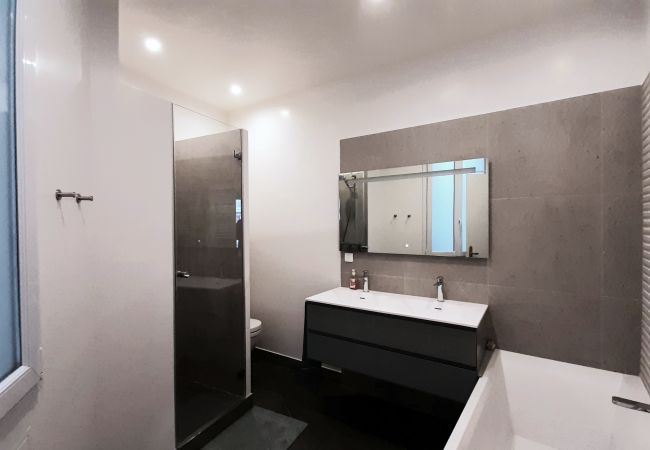 Appartement à Paris - Avenue Saint-Honoré d'Eylau - Paris 16 - 516015 Appartement à Paris - Avenue Saint-Honoré d'Eylau - Paris 16 - 516015