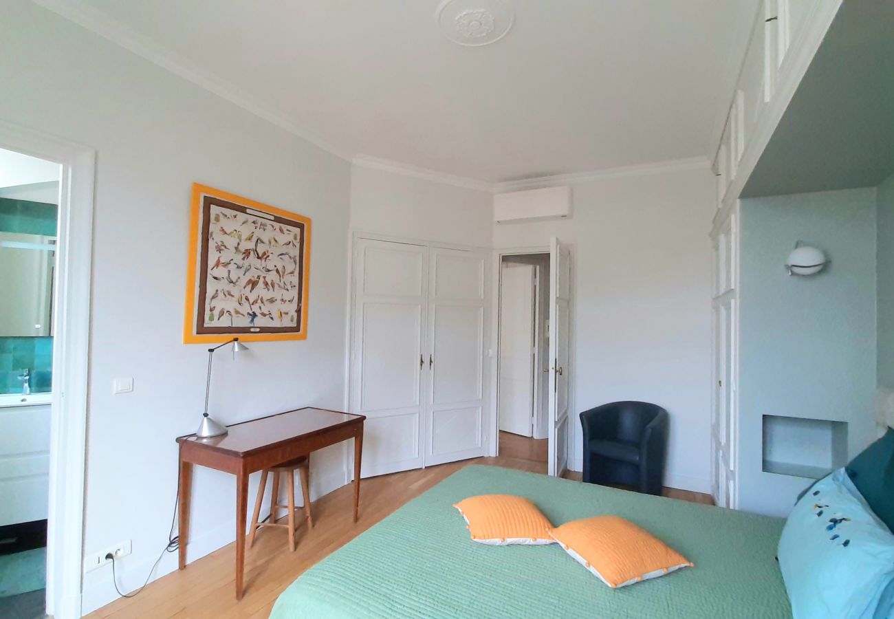 Appartement à Paris - Avenue Saint-Honoré d'Eylau - Paris 16 - 516015