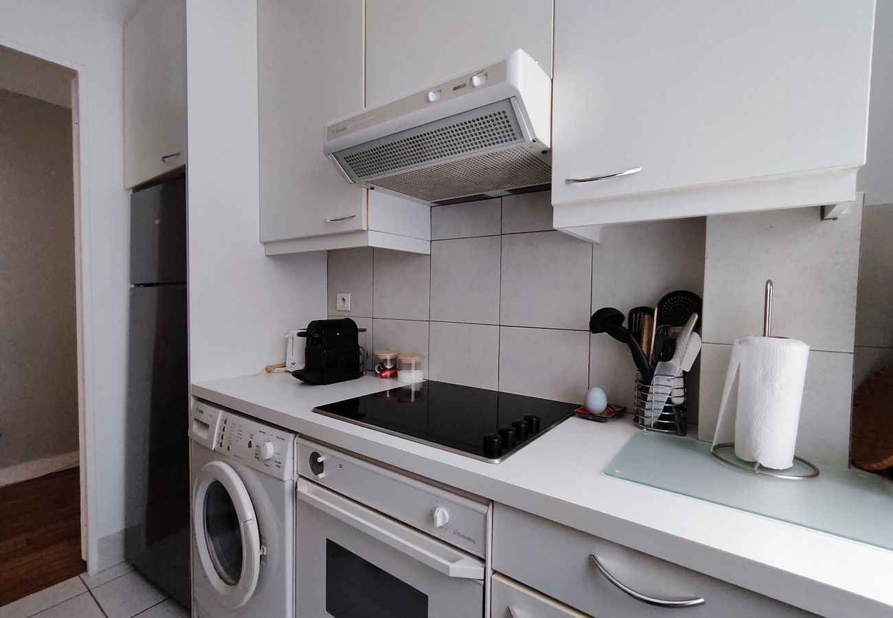 Appartement à Paris - Avenue René Boylesve - Paris 16 - 216068