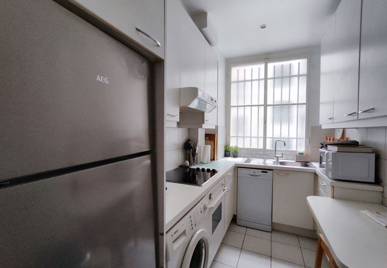Appartement à Paris - Avenue René Boylesve - Paris 16 - 216068