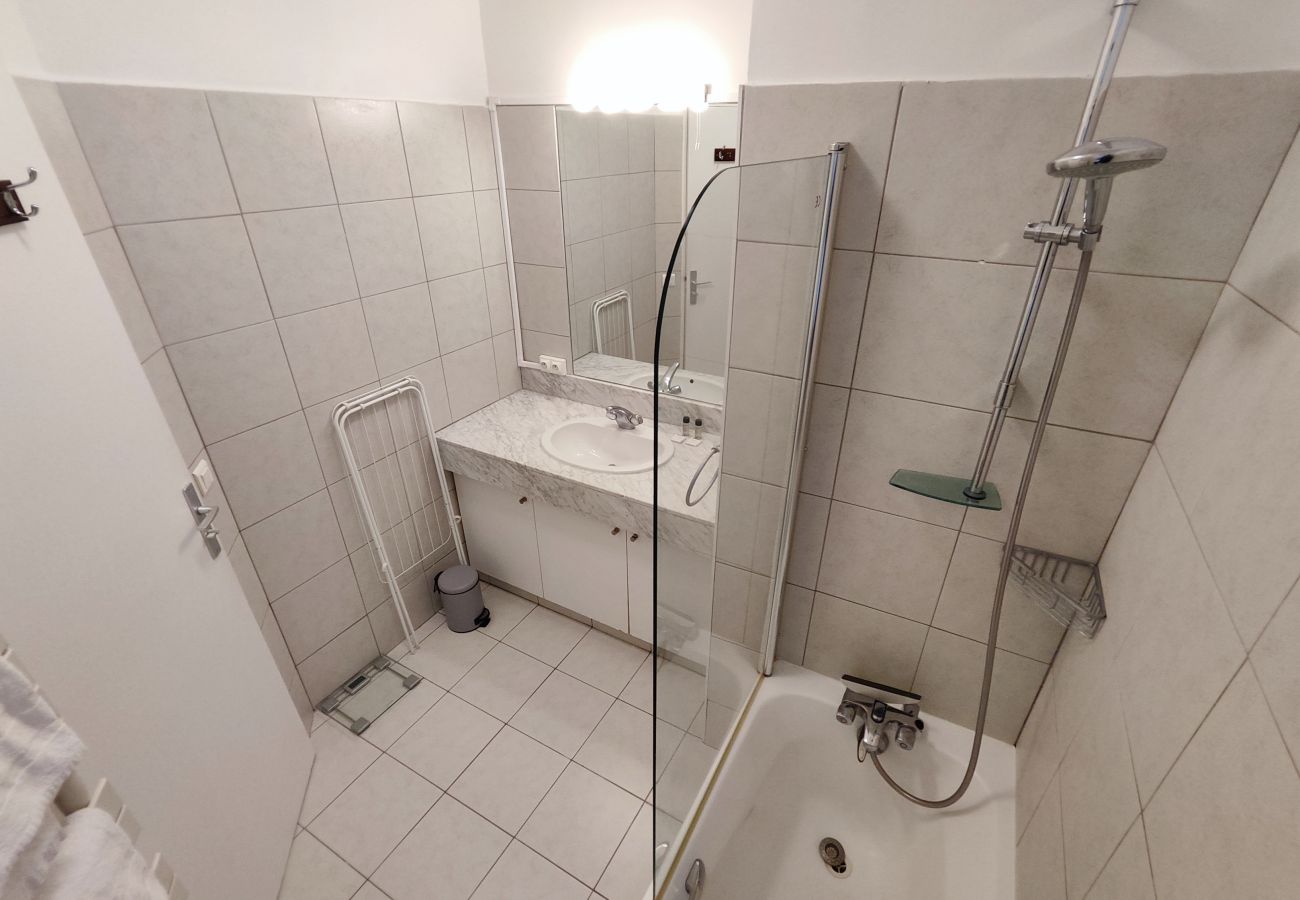 Appartement à Paris - Avenue René Boylesve - Paris 16 - 216068