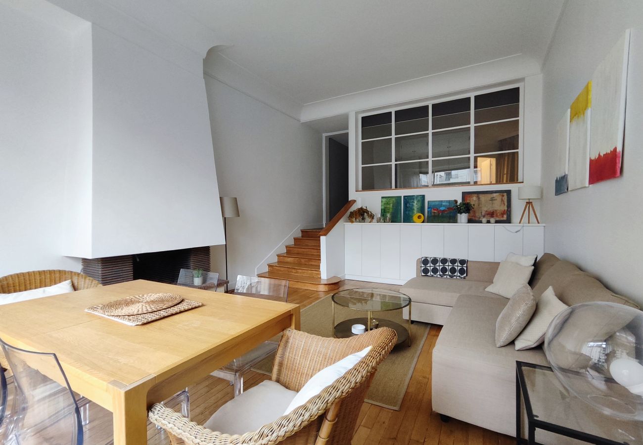 Appartement à Paris - Avenue René Boylesve - Paris 16 - 216068
