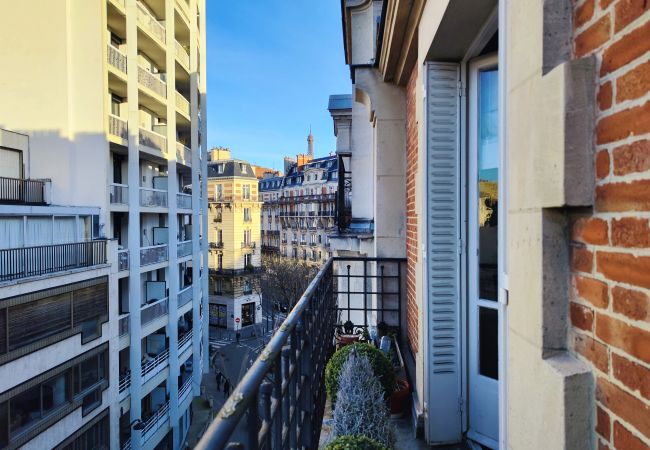 Appartement à Paris - Rue Faustin Hélie - Paris 16 - 416059 Appartement à Paris - Rue Faustin Hélie - Paris 16 - 416059