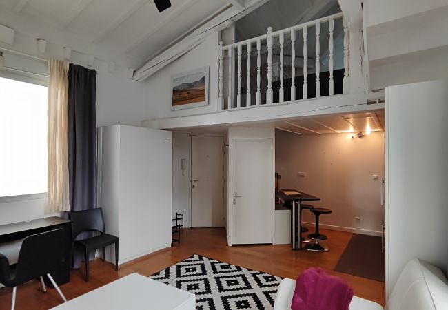 Appartement à Paris - Avenue Niel - Paris 17 - 217033 Appartement à Paris - Avenue Niel - Paris 17 - 217033