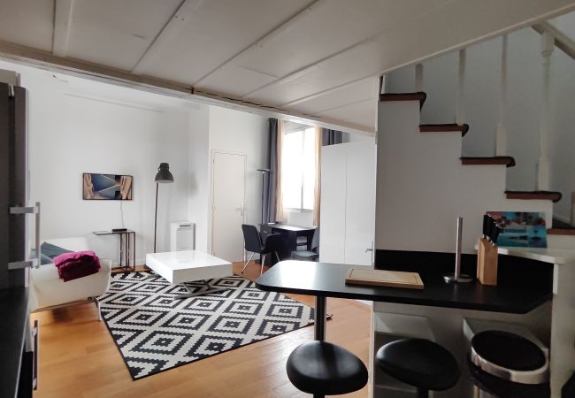 Appartement à Paris - Avenue Niel - Paris 17 - 217033 Appartement à Paris - Avenue Niel - Paris 17 - 217033