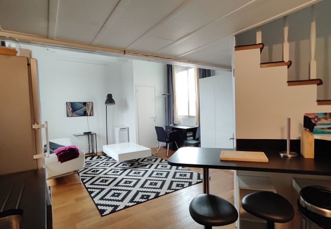 Appartement à Paris - Avenue Niel - Paris 17 - 217033 Appartement à Paris - Avenue Niel - Paris 17 - 217033