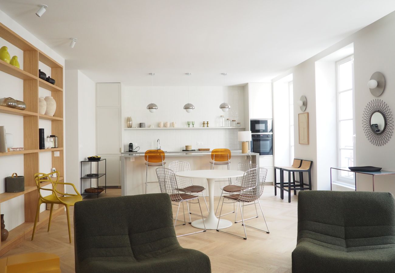 Appartement à Paris - Rue Jean Mermoz - Paris 8 - 308061