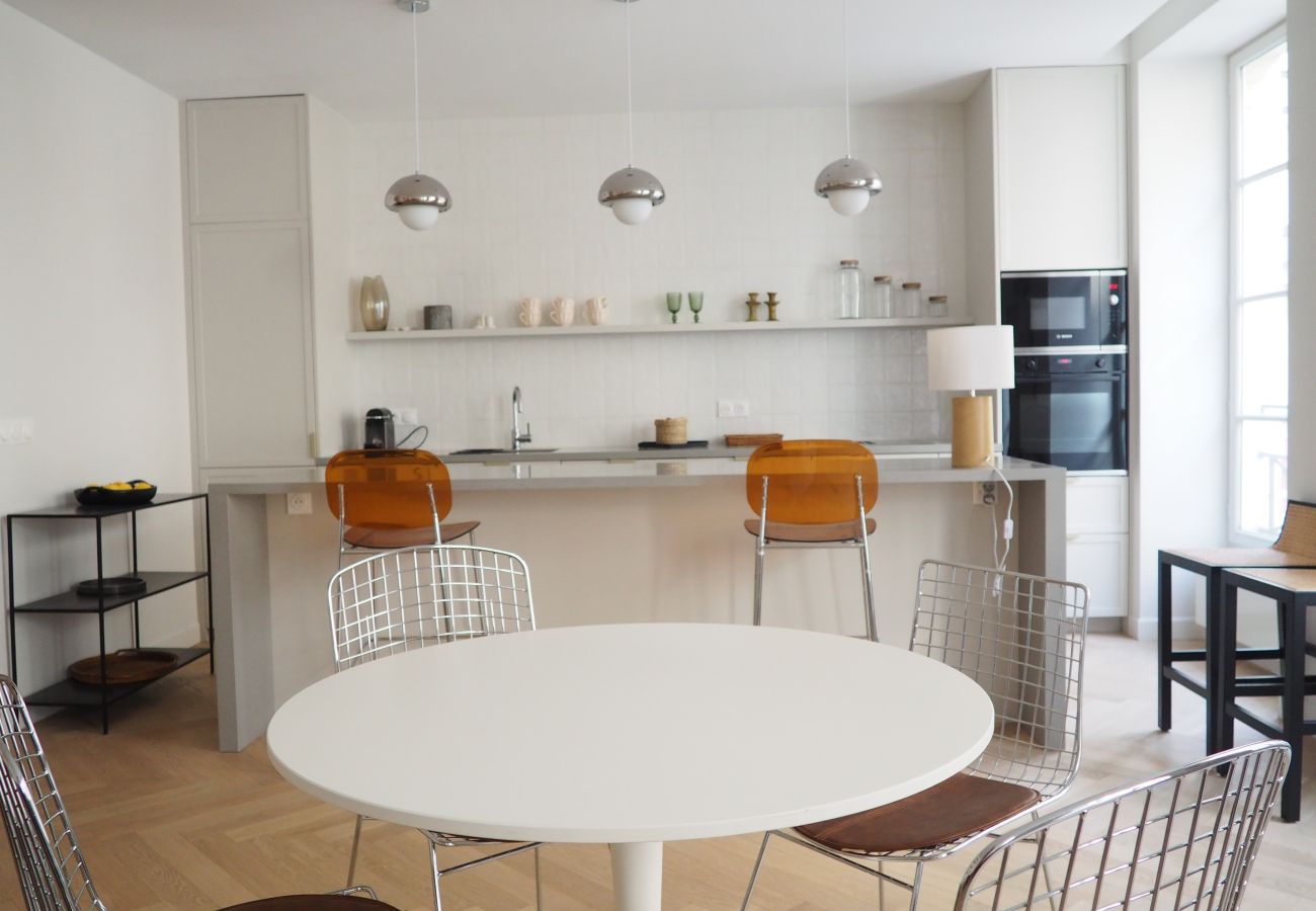 Appartement à Paris - Rue Jean Mermoz - Paris 8 - 308061