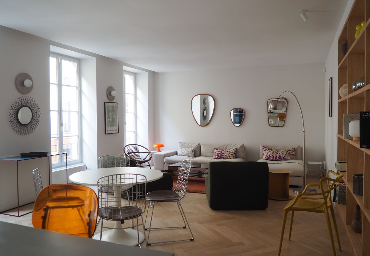 Appartement à Paris - Rue Jean Mermoz - Paris 8 - 308061