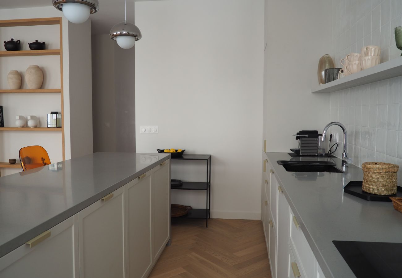 Appartement à Paris - Rue Jean Mermoz - Paris 8 - 308061