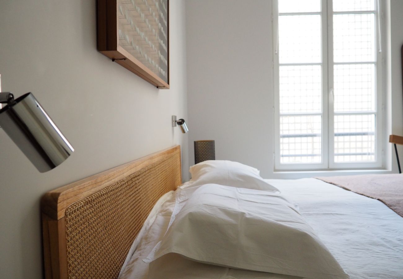 Appartement à Paris - Rue Jean Mermoz - Paris 8 - 308061